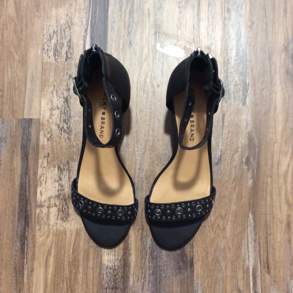 Lucky Brand Sandals